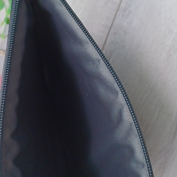 Coach Signature Tablet Sleeve NWOT - Picture 6 of 7